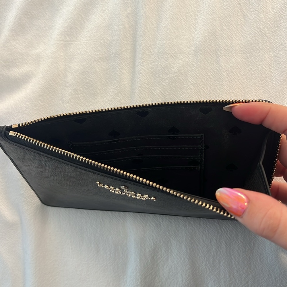 Kate Spade Wristlet - Picture 4 of 5